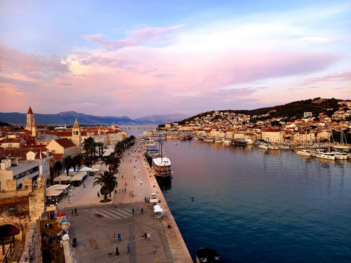 Apartman Toni Trogir Exteriör bild